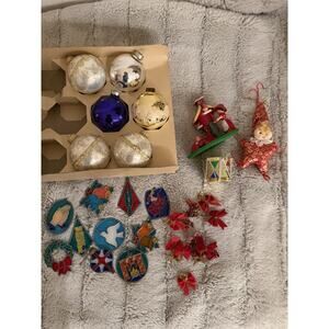 Vintage Collective Nostalgic Christmas Ornament Lot Over 19 Pieces
